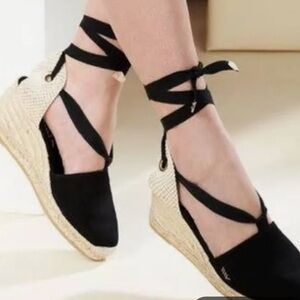 Viscata Barcelona 39 8.5 8 1/2 black espadrilles wedge heels shoes